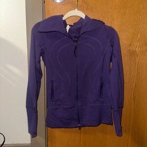 lululemon define jacket size 4